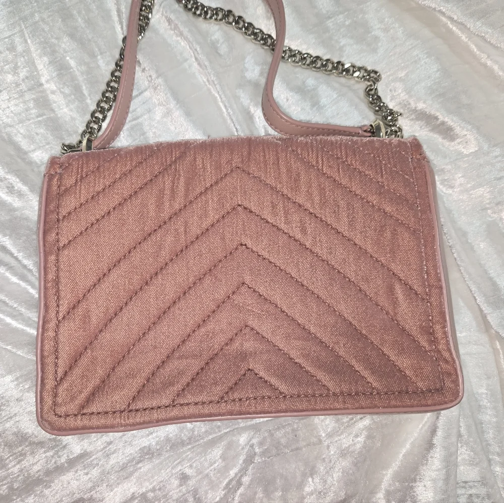 Amelia Small Convertible Chain Shoulder Bag